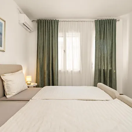 Gortanova Bay Maisonette *
